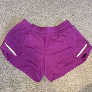 Lululemon Hottie Hot Short 2.5”